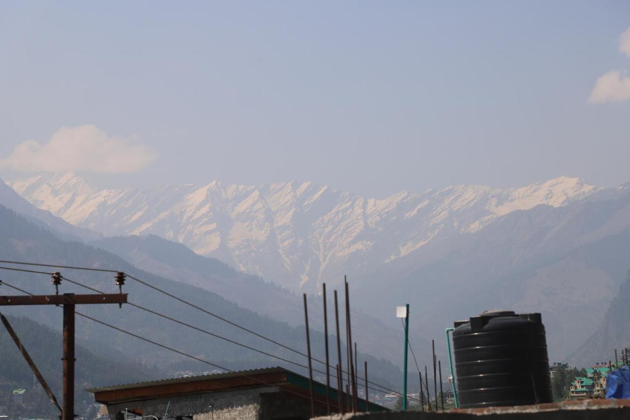 Indian Backpackers Hostel Манали Экстерьер фото