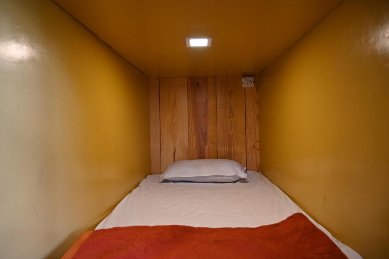 Indian Backpackers Hostel Манали Экстерьер фото
