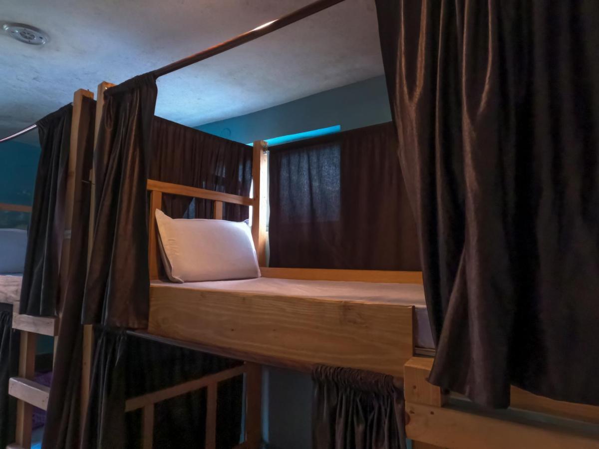 Indian Backpackers Hostel Манали Экстерьер фото