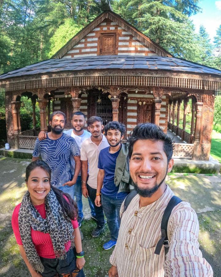 Indian Backpackers Hostel Манали Экстерьер фото